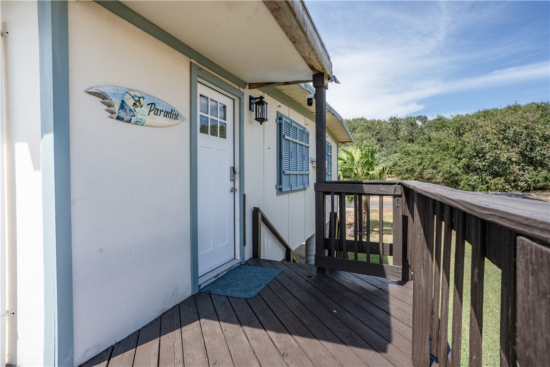 734 S Sandpiper Road Property Photo 4