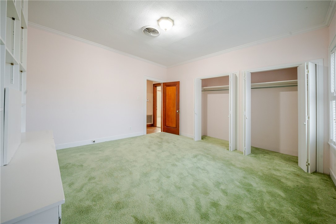 205 E Cleveland St Property Photo 29