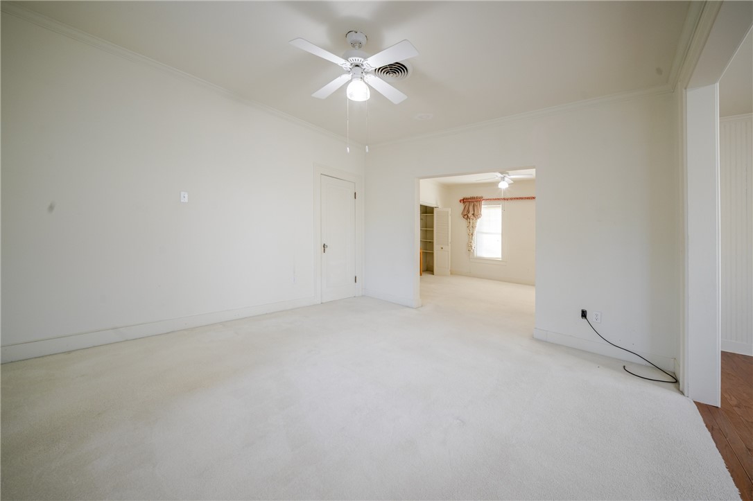 205 E Cleveland St Property Photo 31