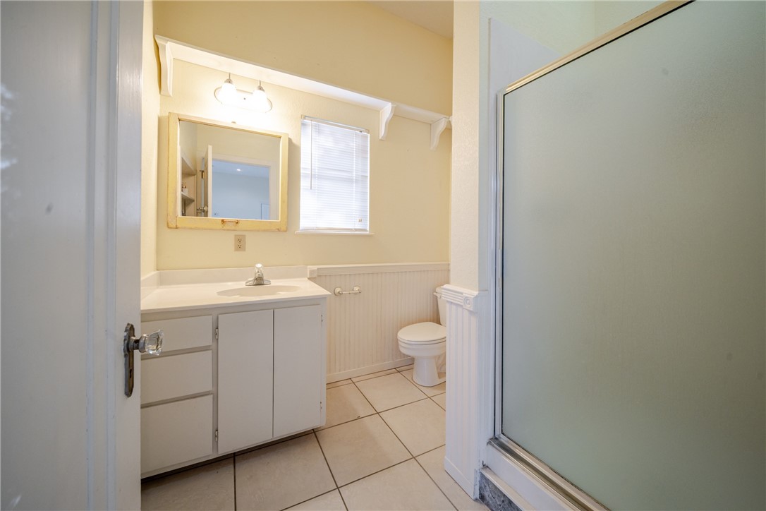 205 E Cleveland St Property Photo 44