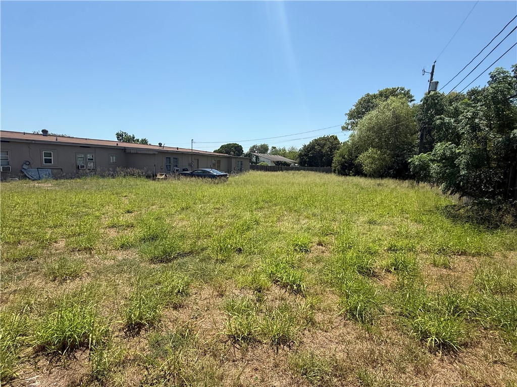 1218 Barton St Property Photo 17
