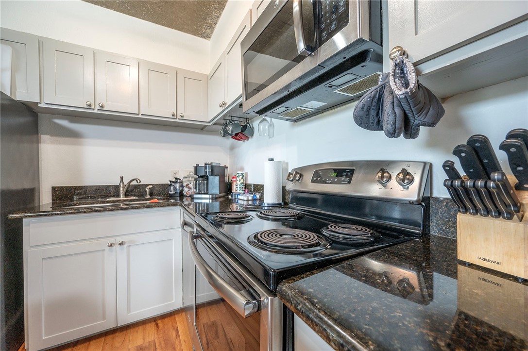 715 S S. Upper Broadway St S 305 Property Photo 11