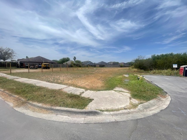 6221 Calle Cuernavaca Property Photo 3