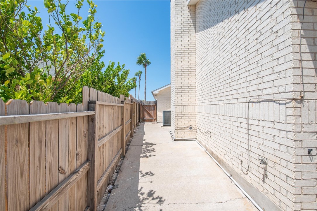 14894 Cobo De Bara Cir Property Photo 23
