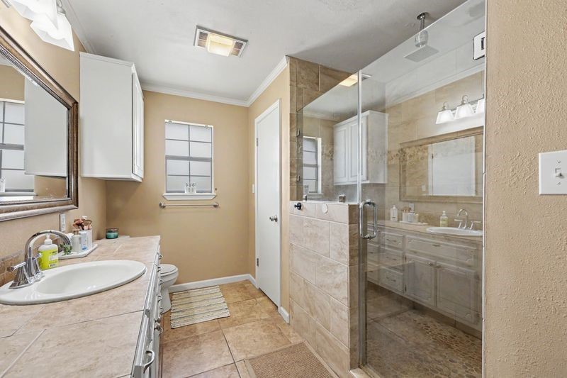 150 Fm 1360 Property Photo 13