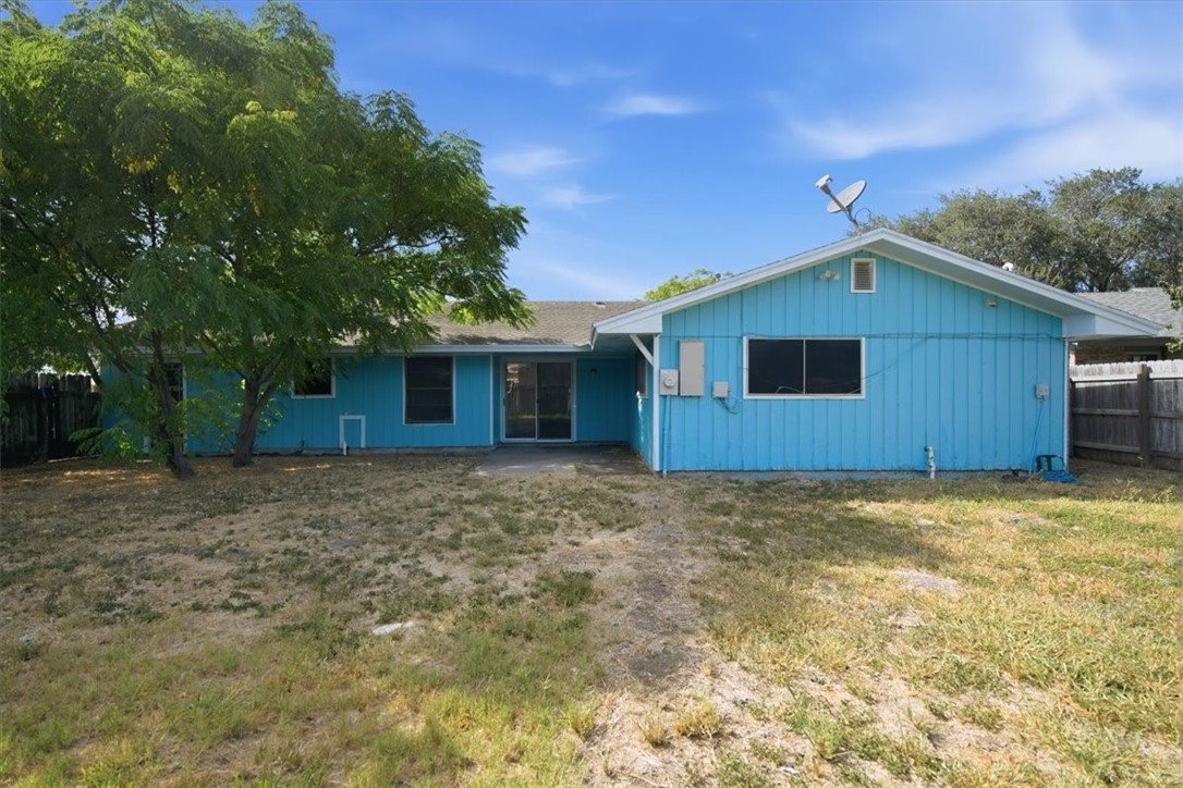 301 N Pasadena Dr Property Photo 32