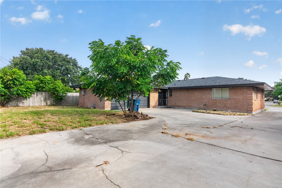 4153 Montego Dr Property Photo 1