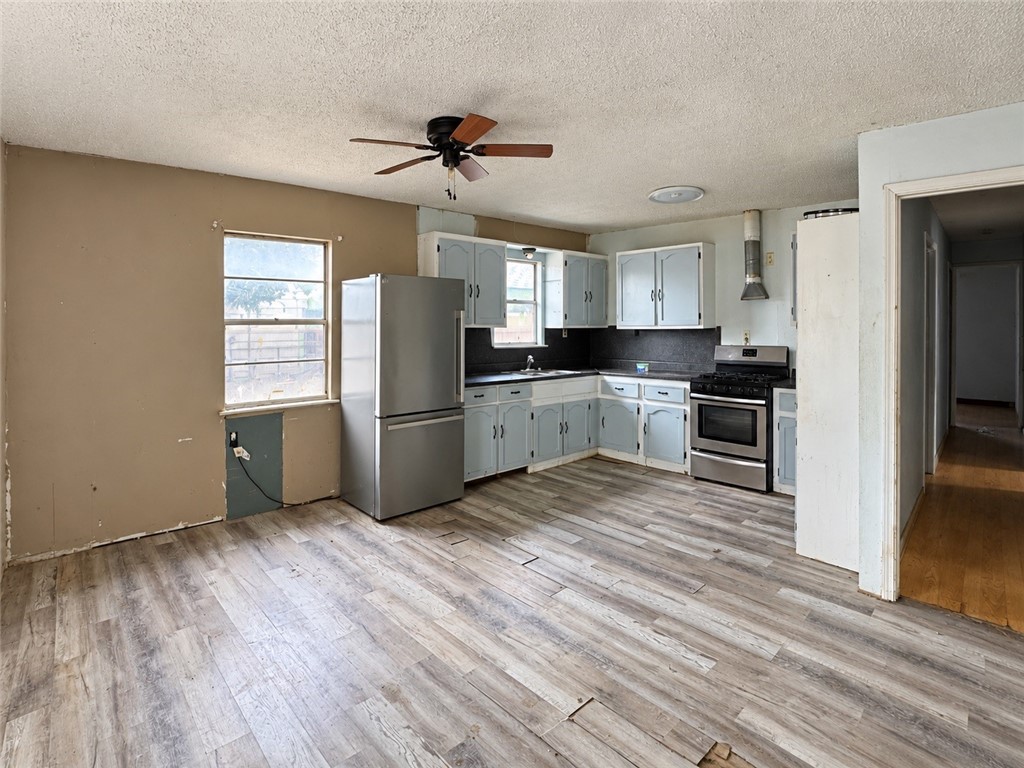 1163 Ochoa St Property Photo 2