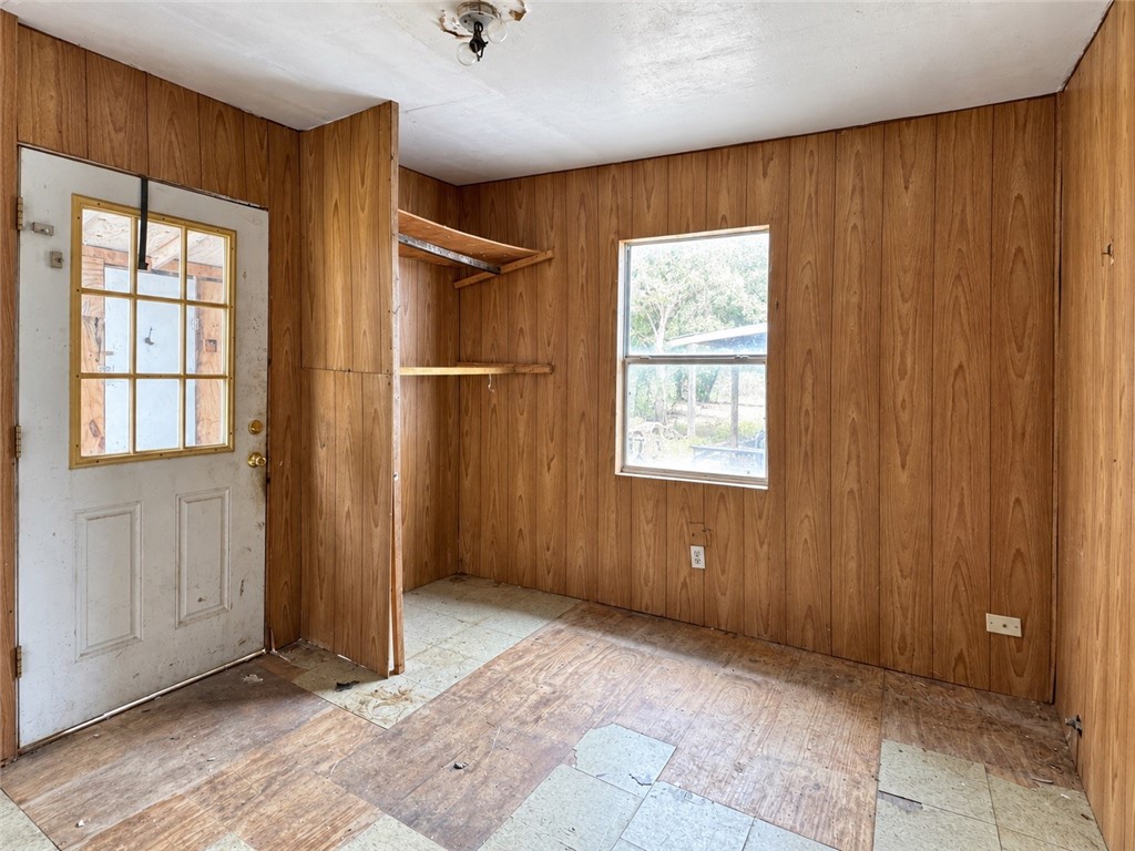 1163 Ochoa St Property Photo 5