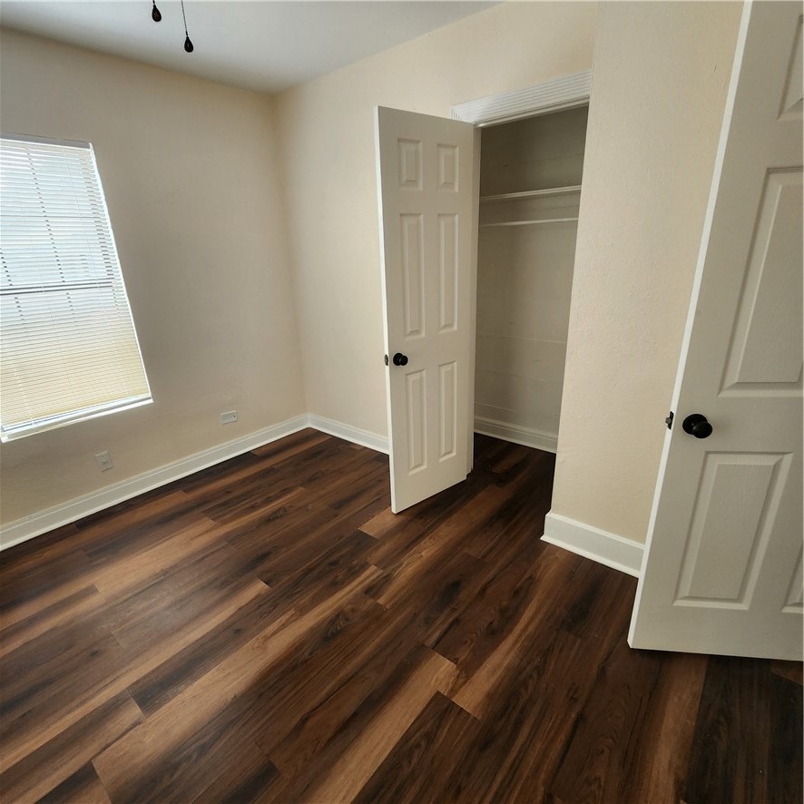 937 Poth Property Photo 9