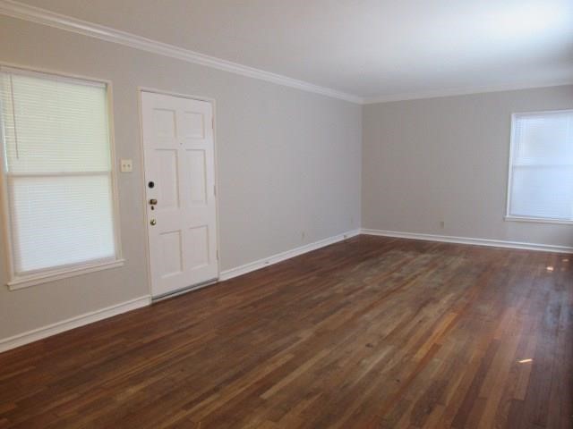 253 Oleander Ave 2 Property Photo 4