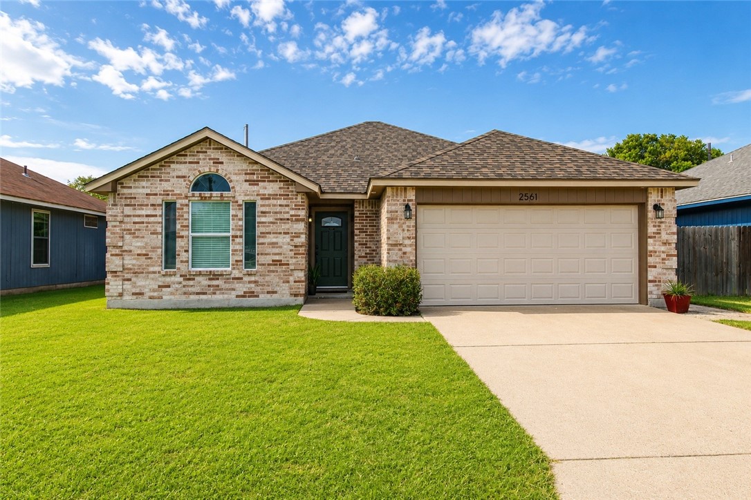 2561 Raintree Trai Property Photo 1