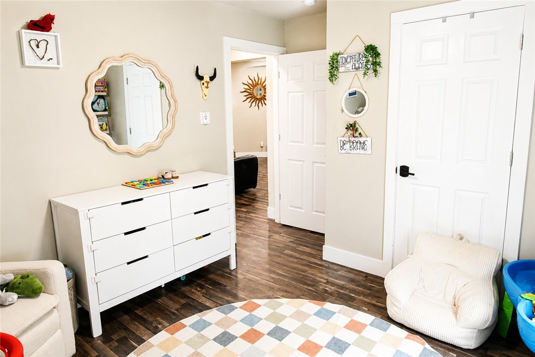 2561 Raintree Trai Property Photo 17