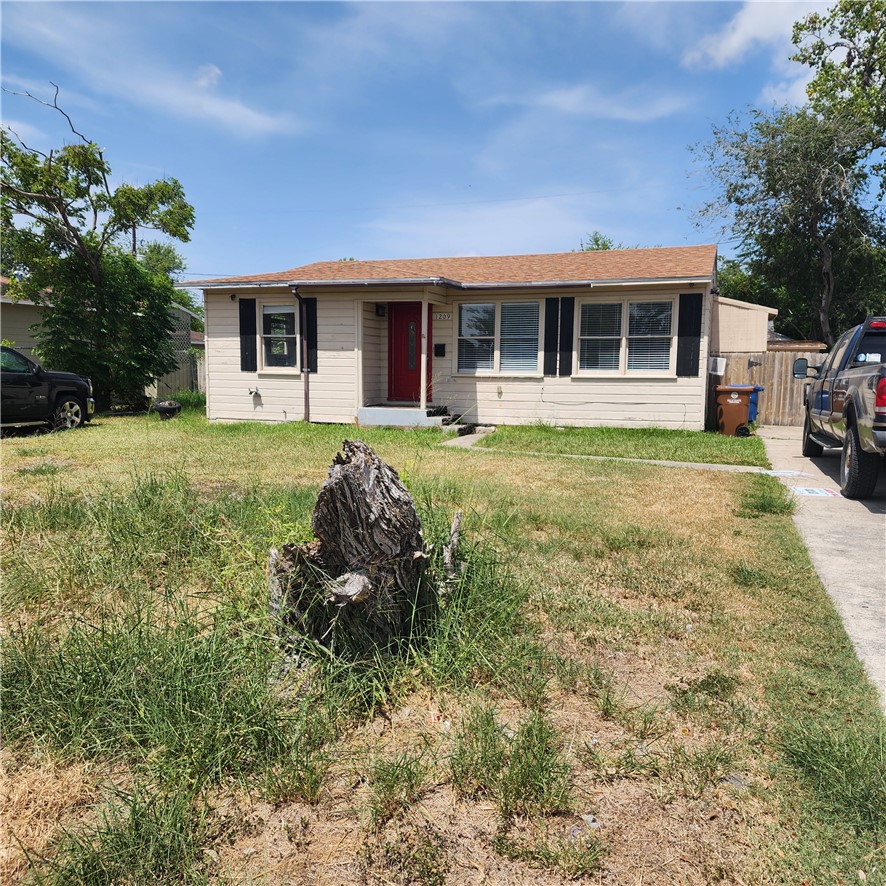 1209 Miami Dr Property Photo 1