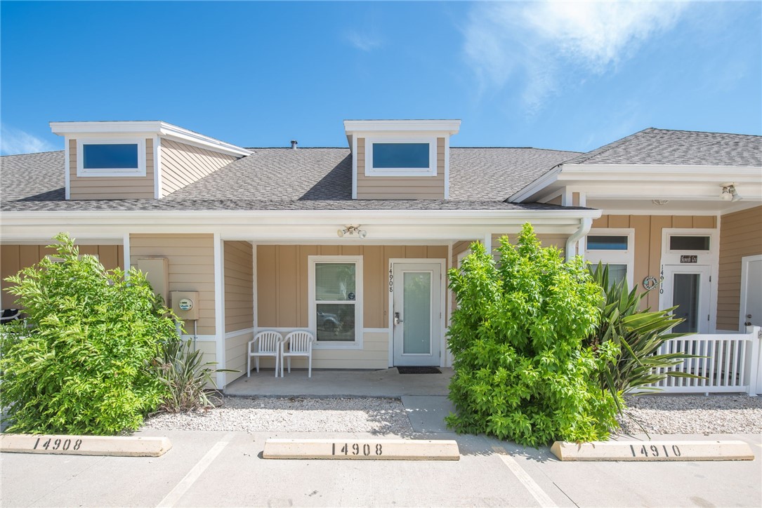 14908 Village Beach Dr Property Photo 1