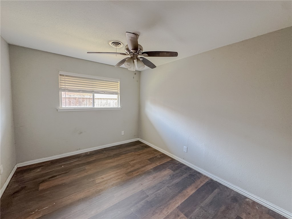 10750 Westwood Dr Property Photo 7