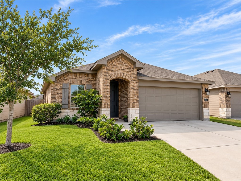2321 Sky Crest Dr Property Photo 1