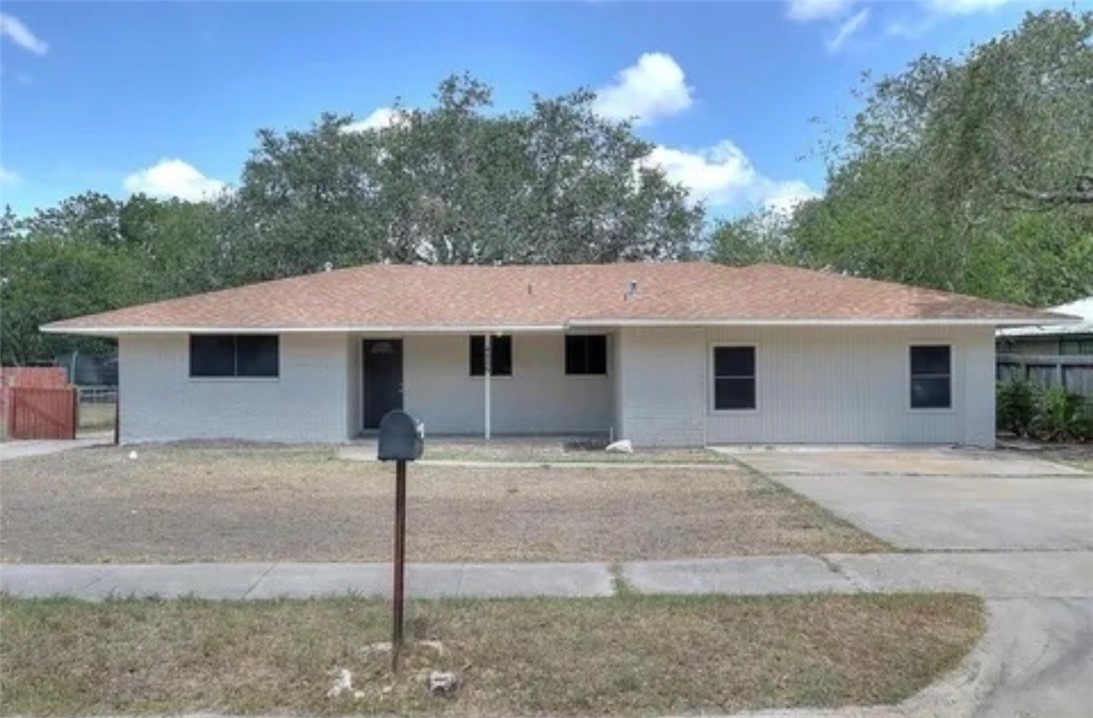 4809 River View Property Photo 1