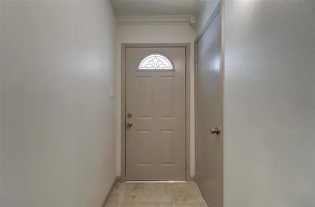 4809 River View Property Photo 2