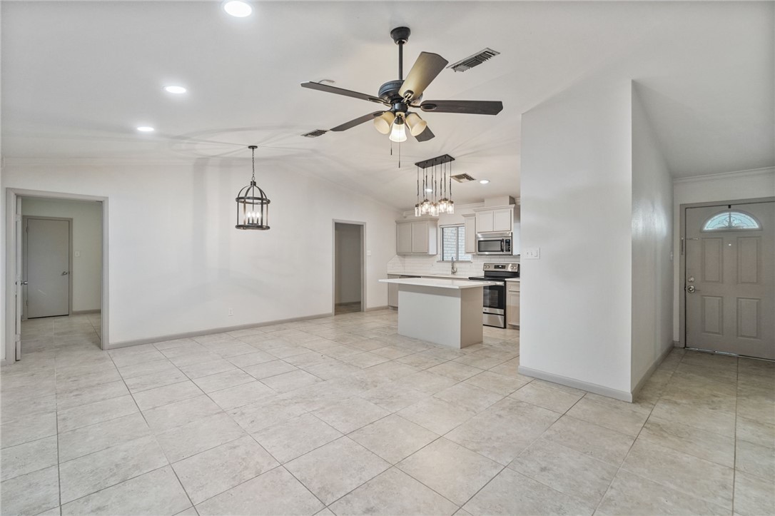 4809 River View Property Photo 4
