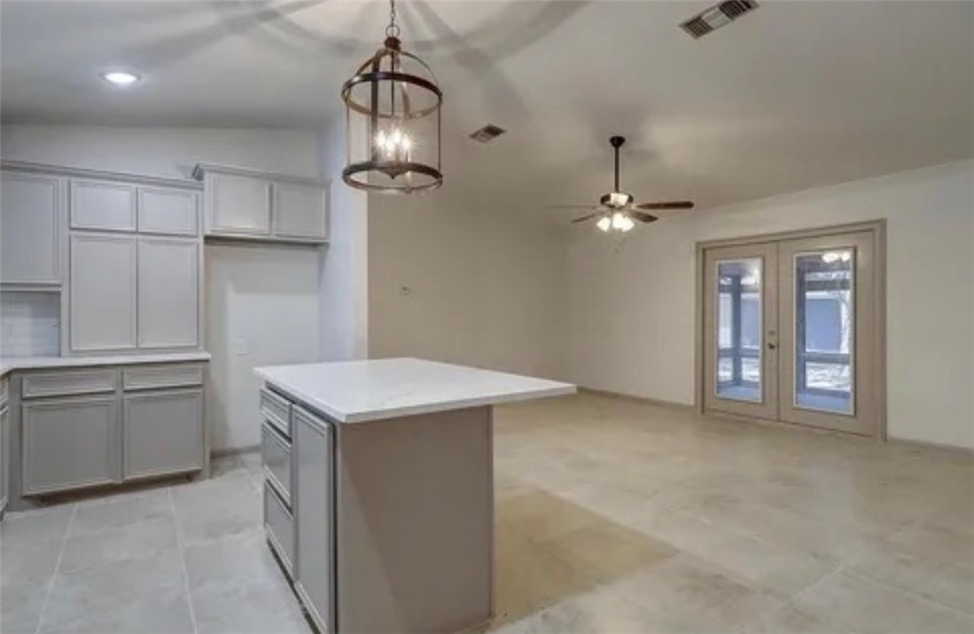 4809 River View Property Photo 5