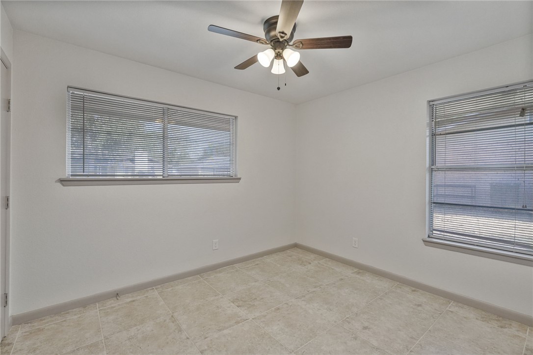 4809 River View Property Photo 11