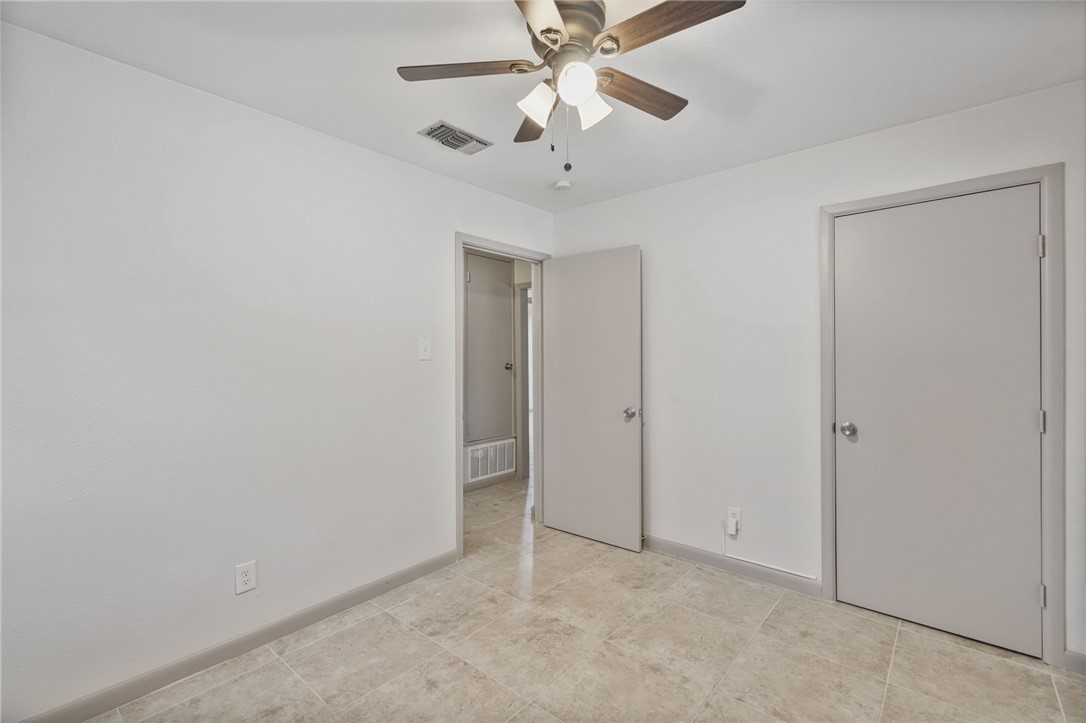 4809 River View Property Photo 12