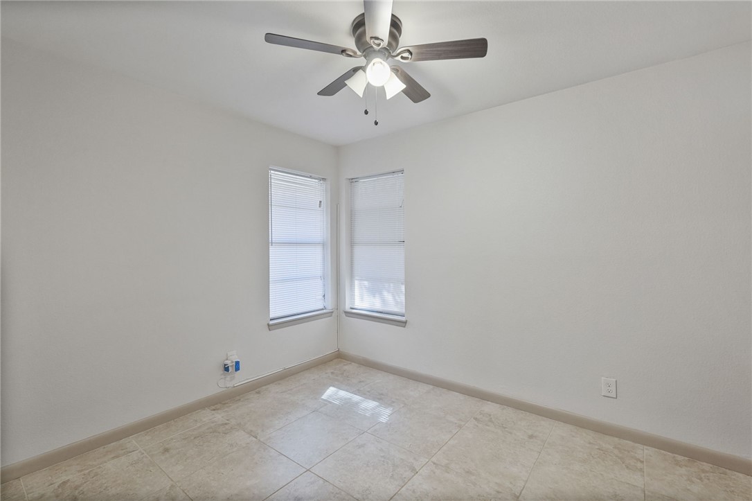 4809 River View Property Photo 15