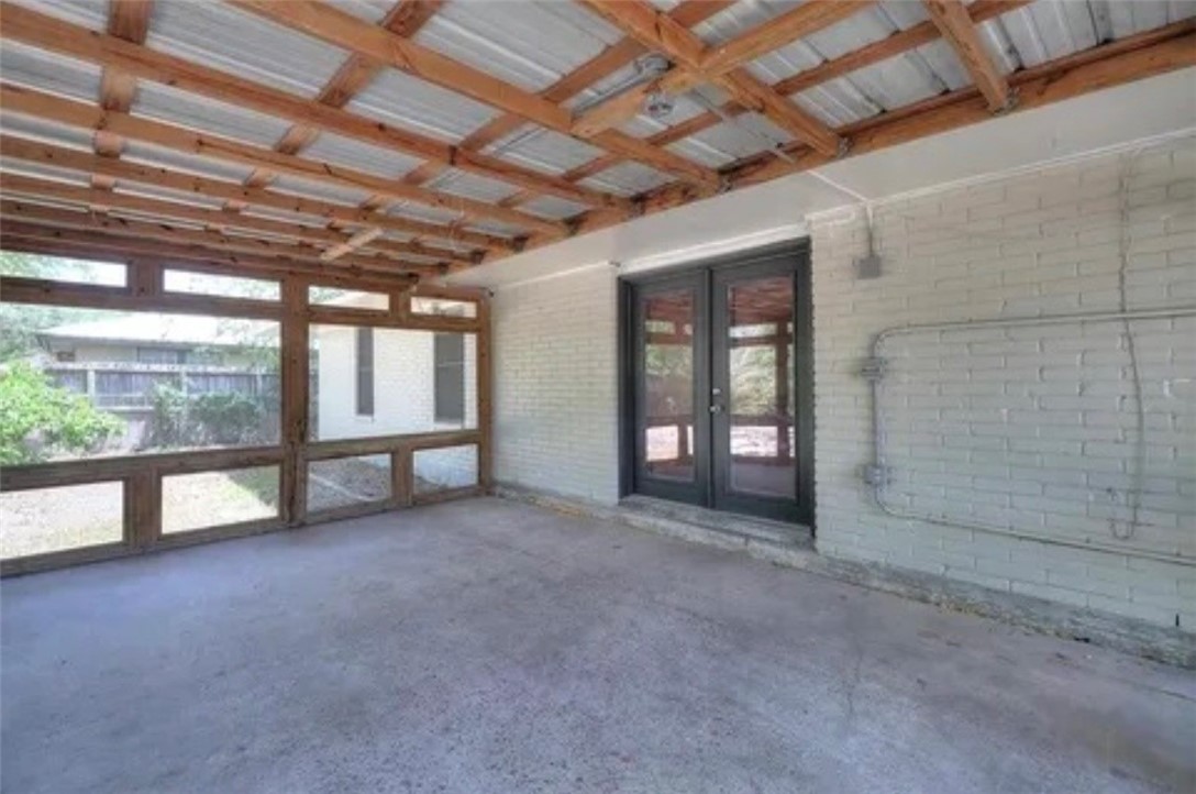 4809 River View Property Photo 17