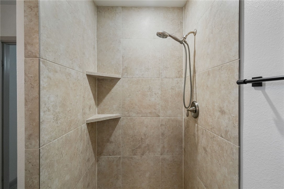 4809 River View Property Photo 28