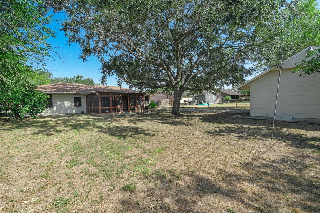 4809 River View Property Photo 31