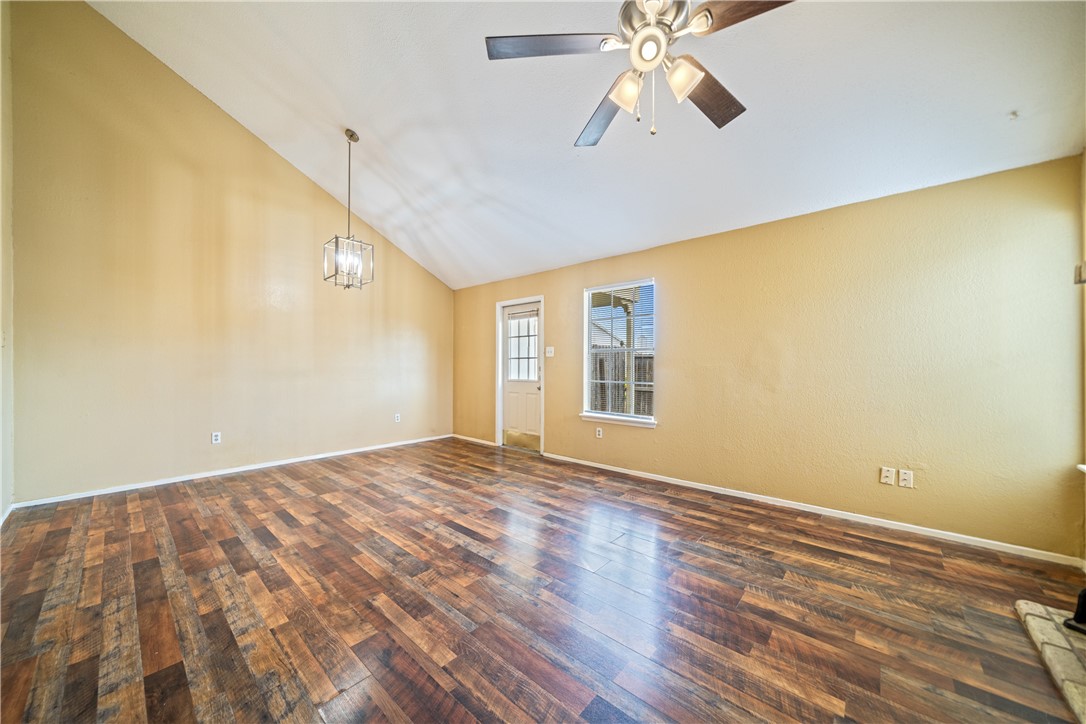 7252 The Mansions Dr N-3 Property Photo 4