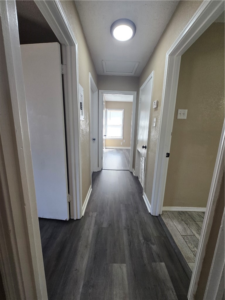 1122 Rickey Dr Property Photo 4