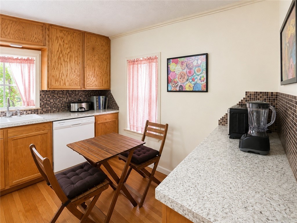 518 Commerce St Property Photo 6