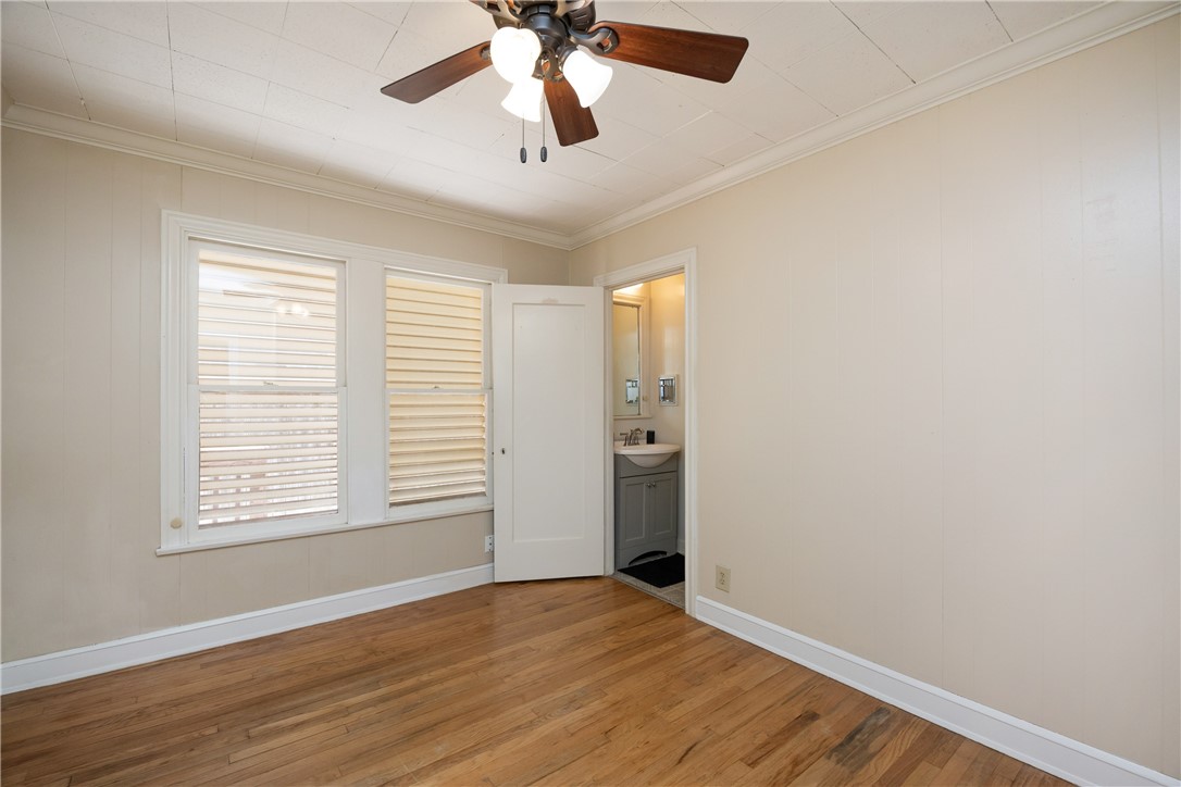 322 Southern St Property Photo 24