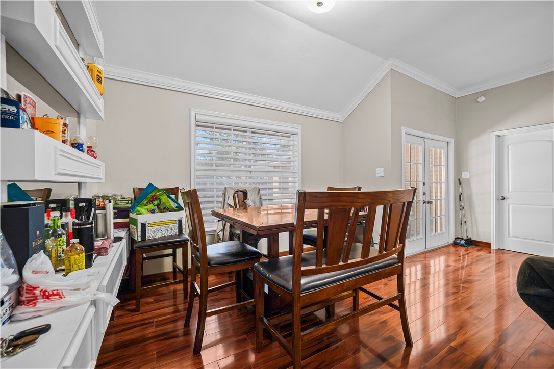 3430 Picadilly Property Photo 9