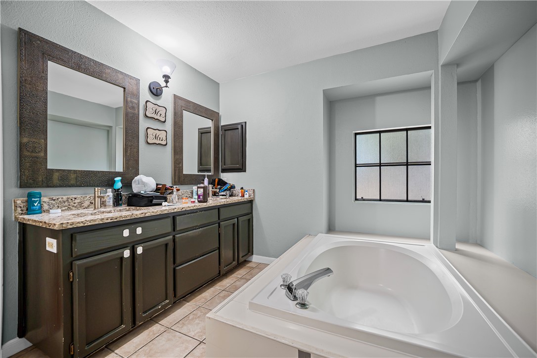 3430 Picadilly Property Photo 14