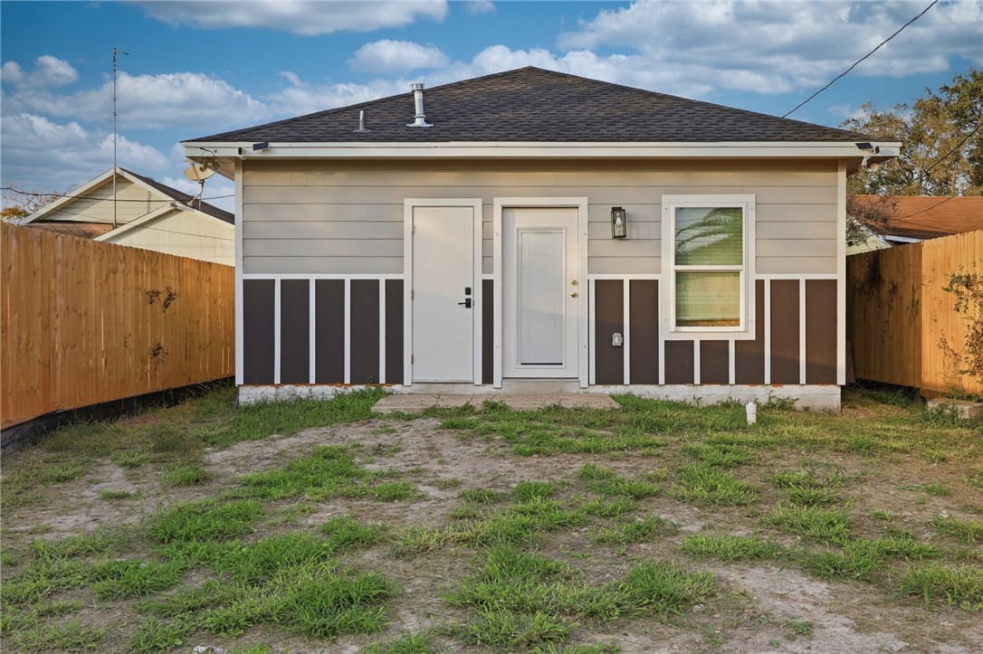 1147 Lolita St Property Photo 18