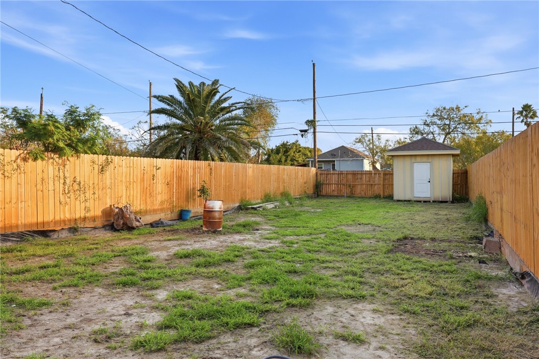 1147 Lolita St Property Photo 20