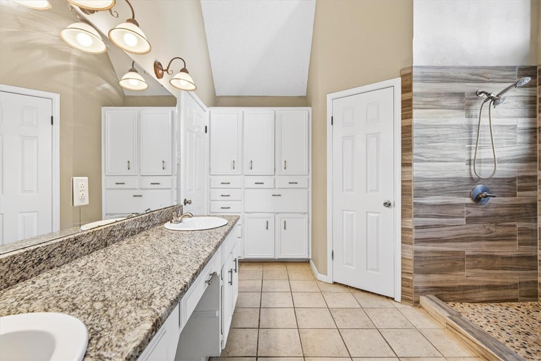 6709 Whitewing Dr Property Photo 27