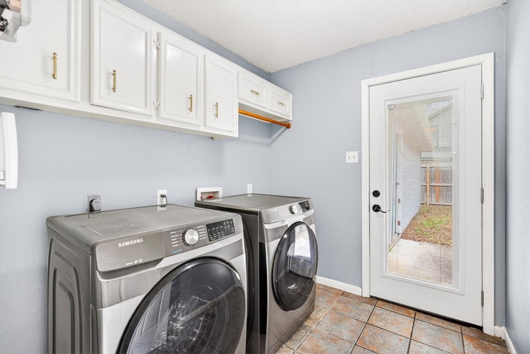 6709 Whitewing Dr Property Photo 38