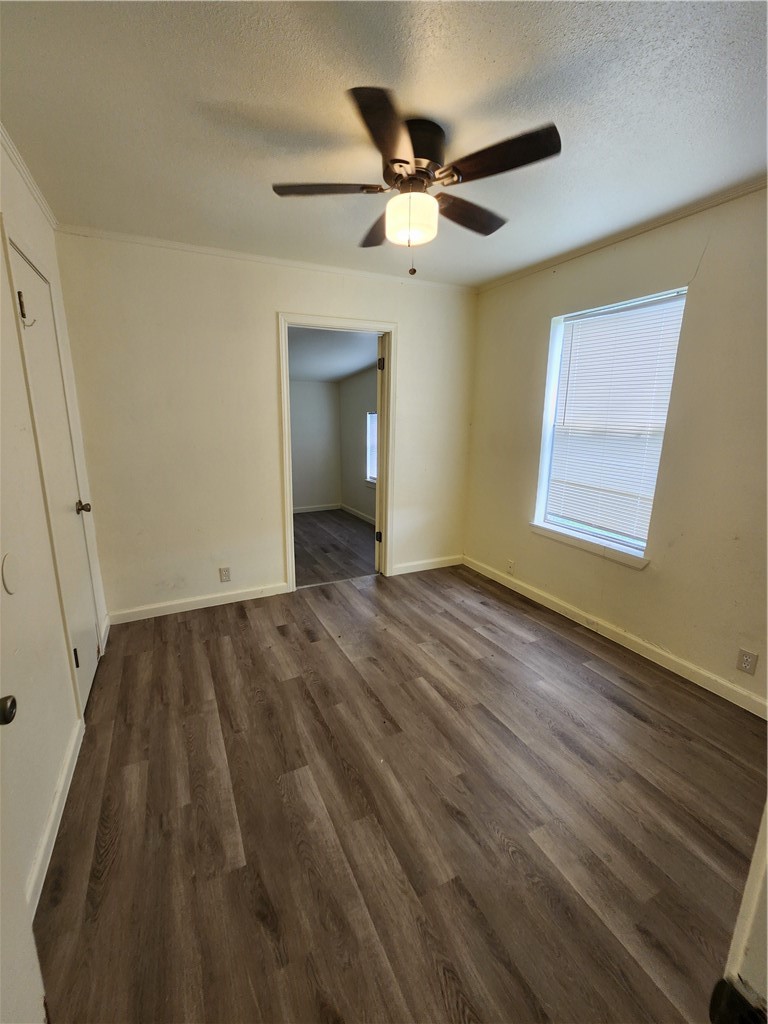 2301 Frederick Dr Property Photo 4