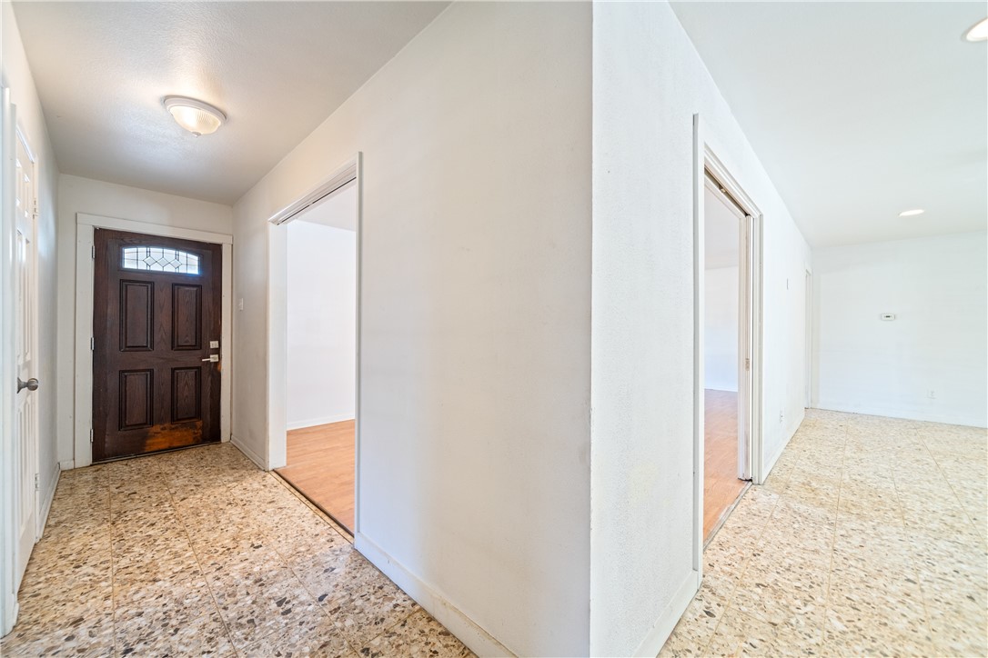 4222 Dody St Property Photo 5
