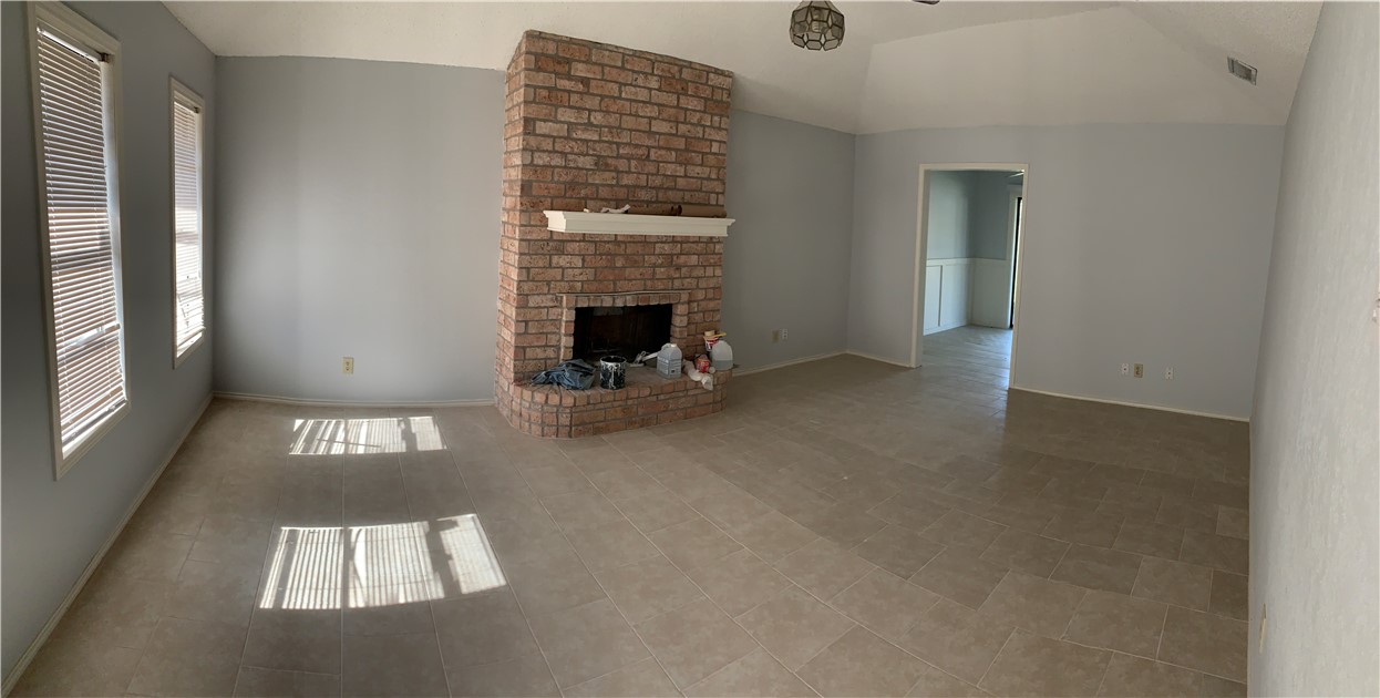 5322 Inverness Dr Property Photo 2