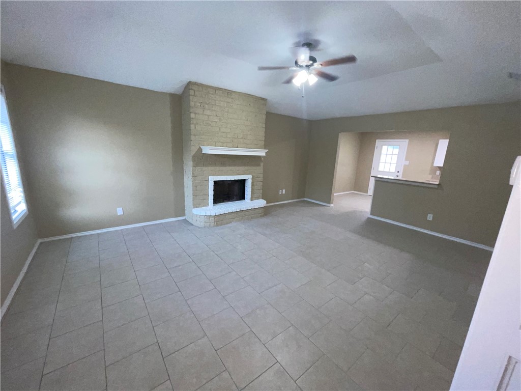 5322 Inverness Dr Property Photo 5