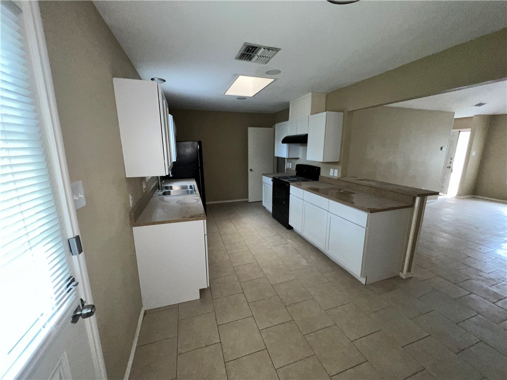 5322 Inverness Dr Property Photo 9