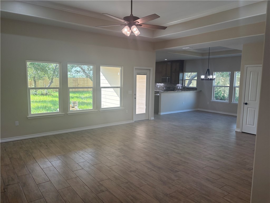 2532 Hewlett Property Photo 5