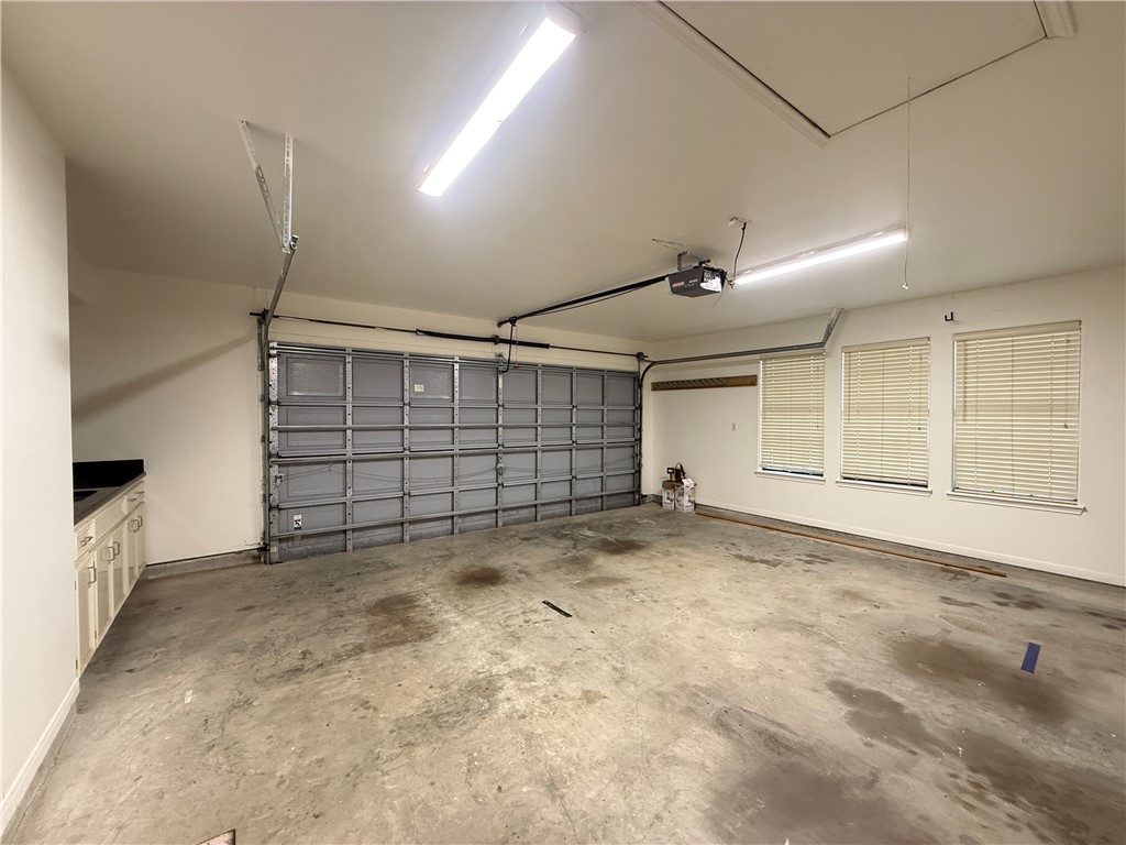7605 Bayonne Dr Property Photo 36