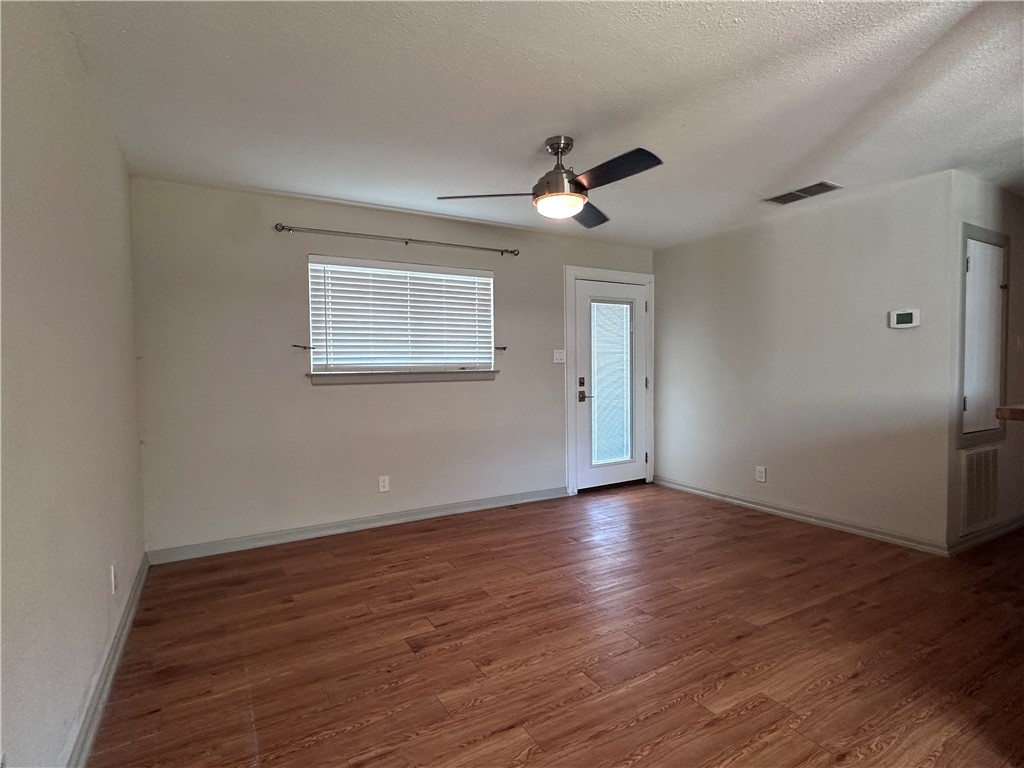 3926 Marlin Dr Property Photo 3