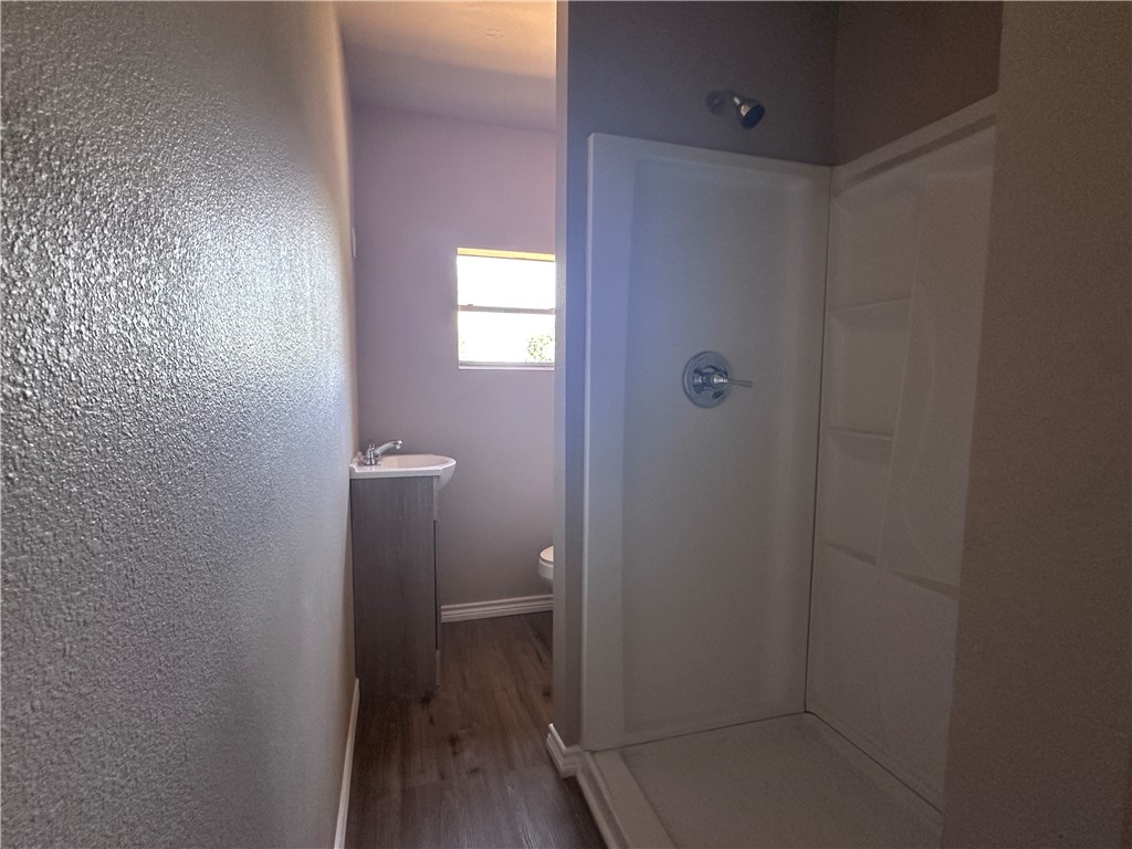 1217 Stone St Property Photo 6